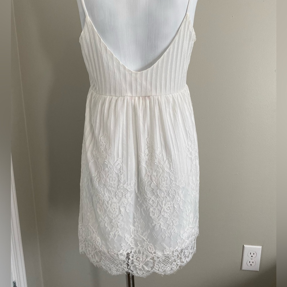 Vintage White Lace Dress Brand: Rainbow. Made in USA Women’s Size M. Scoop back - Picture 2 of 12